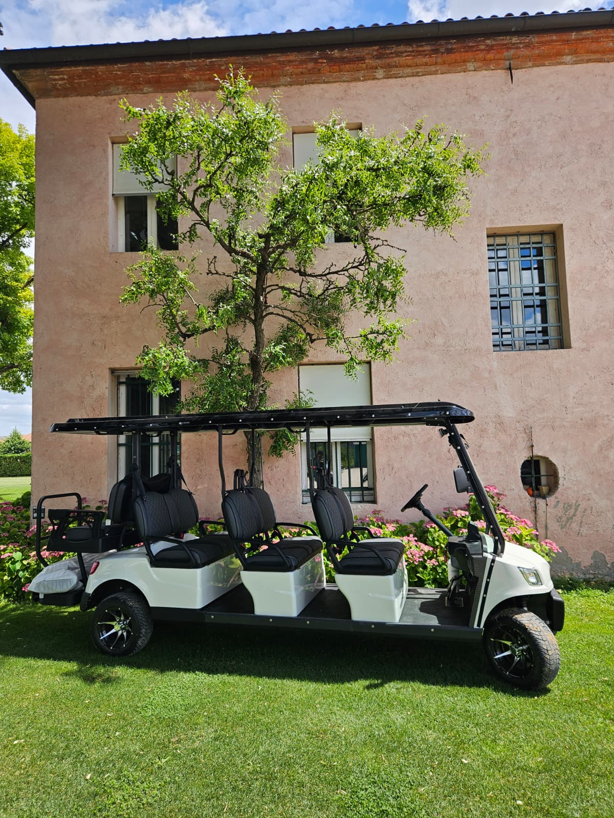 ICOCAR - Shuttle 6+2 - immagine 4